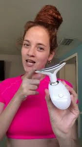 Antonia R